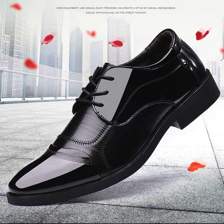 2019 Della Pelle Verniciata Ufficio Uomo Scarpe da Sposa Uomo Oxford Decente Elegante da Cerimonia Uomo Abito Scarpe: Black / 43