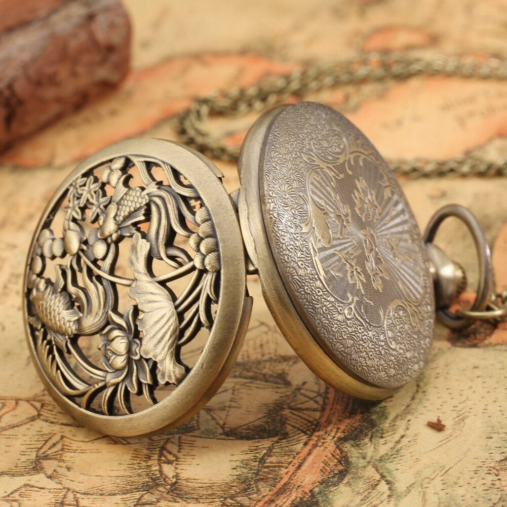 Bronze Pocket Watch Hollow Engraving Lotus Pond Carp Swimming Pendant Necklace Quartz Pocket Watch for Men Relógio De Bolso