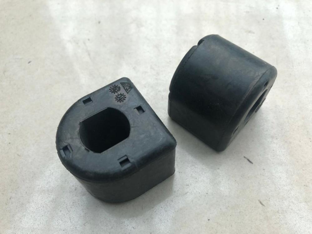 (2pcs/lot) Rubber Buffer Front suspension stable rod bushing for SAIC ROEWE 350 MG3 MG5 Autocar motor parts 50016118: MG3