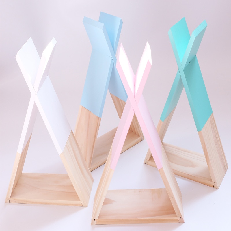Style nordique en bois Triangle étagère mignon couleurs étagère tenture murale Trigon stockage livre étagère maison enfants bébé chambre bricolage décor