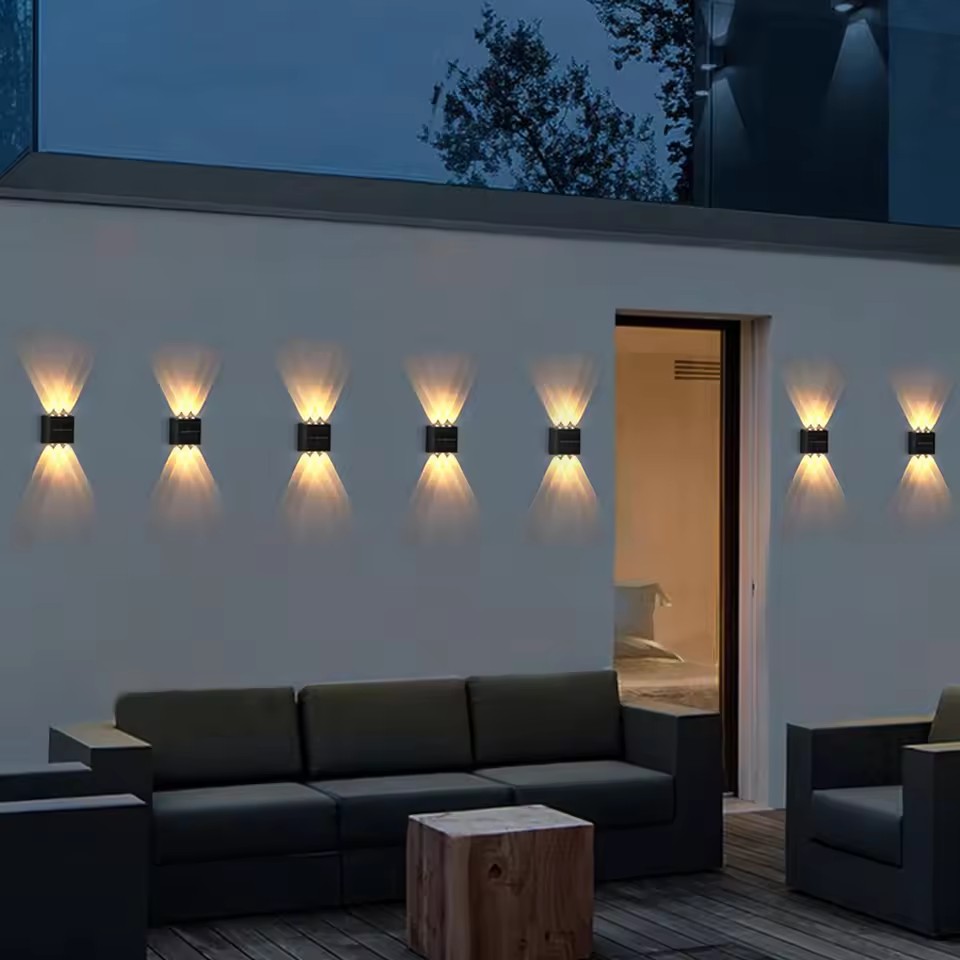 Solar--LED-Licht für Höhle Außenbereich, wasserdichte Wandleuchte, Dämmerung bis Morgendämmerung, Zaunbeleuchtung für Sommer, Garten, Hof, Veranda, Gehweg, Camping, Heimdekoration