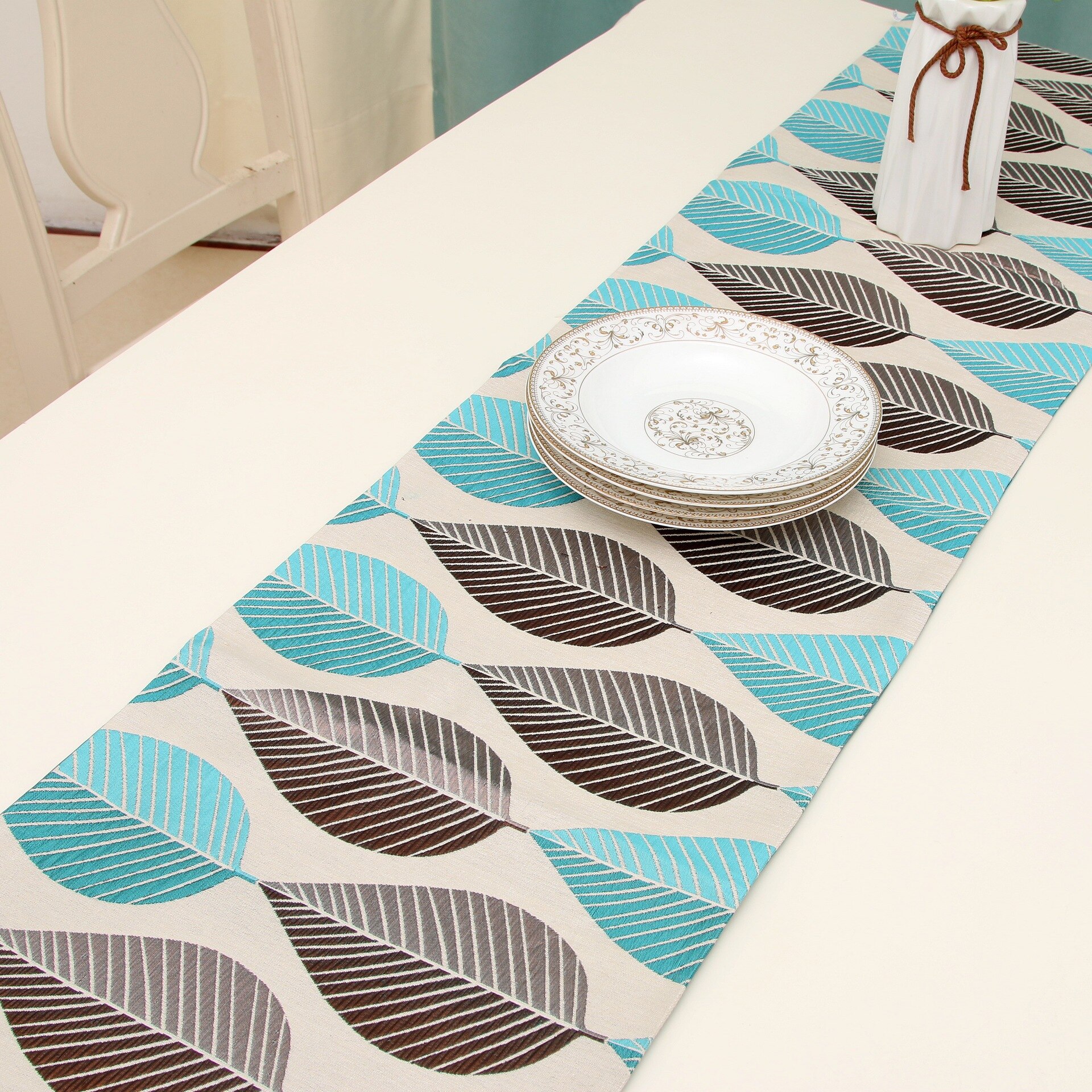 Chemin de table à double feuilles de style nord-américain et européen, chemin de table brodé, pour mariage, hôtel, dîner,