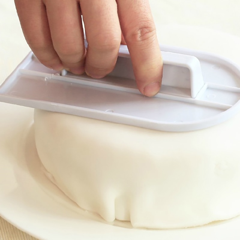 DIY Turn Cake Scraper Plastic Cake Smoother Polisher For Fondant Sugarcraft Cake Decorating Tools Cake Spatula Icing Tool