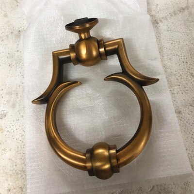 Europese Eenvoudige Klopper Gun Zwart-Goud/Zilver/Zwart Luxe Klopper Zinklegering Klop Ring Deurklopper Meubels handvat Hardware: tong