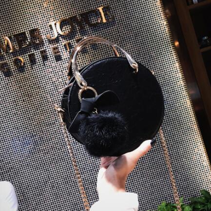 Damestas van pu-leer, dameshandtas van metaal, haarbalketting, schoudertas, messenger bag: Zwart