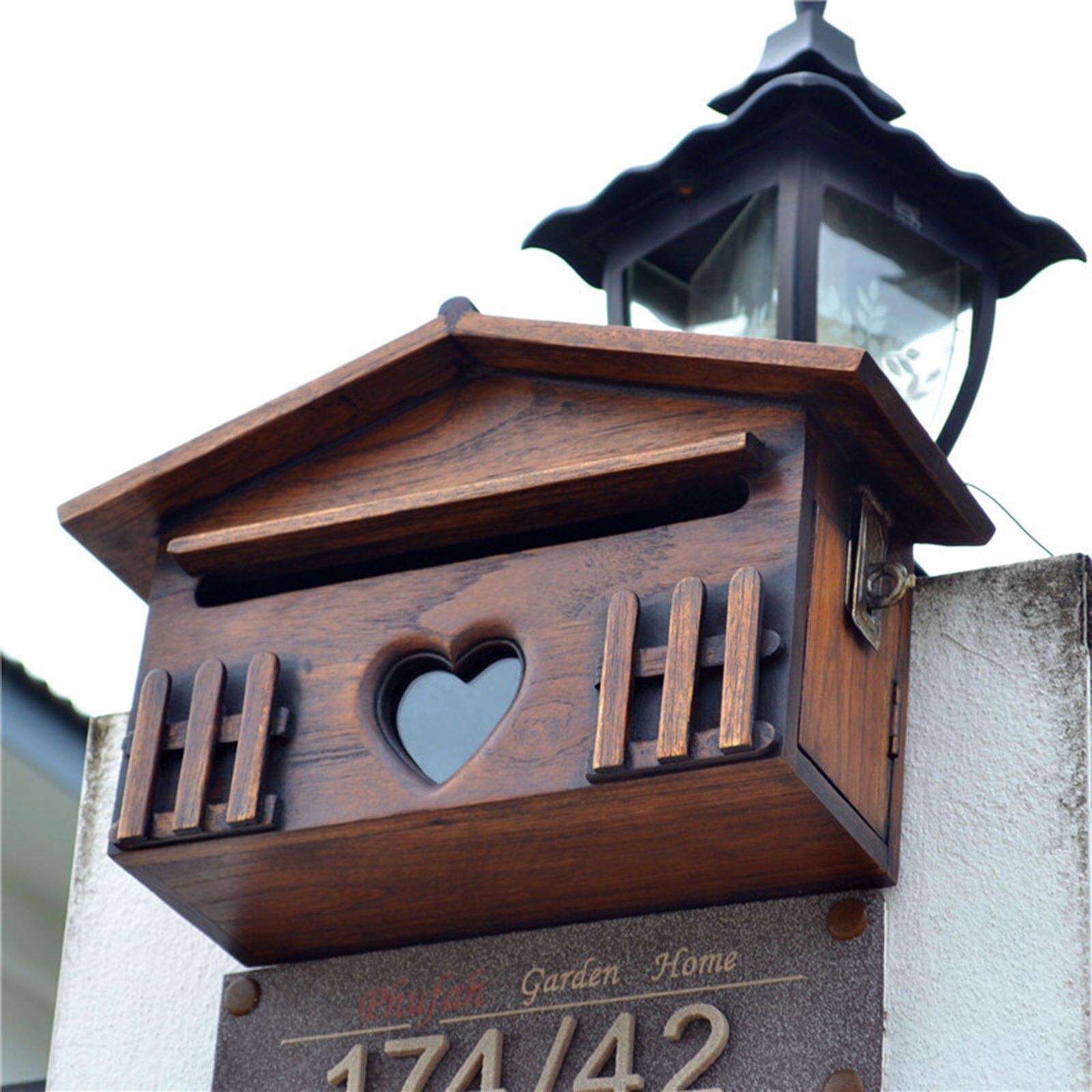 Buzón de madera rústico de estilo europeo con cerradura, buzón de puerta delantera, buzón