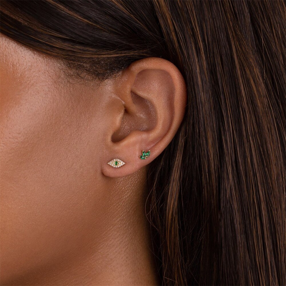 Moda 1 pc verde zircon mal olho parafuso prisioneiro brincos helix bonito pequeno piercing cartilagem brincos para mulheres jóias finas