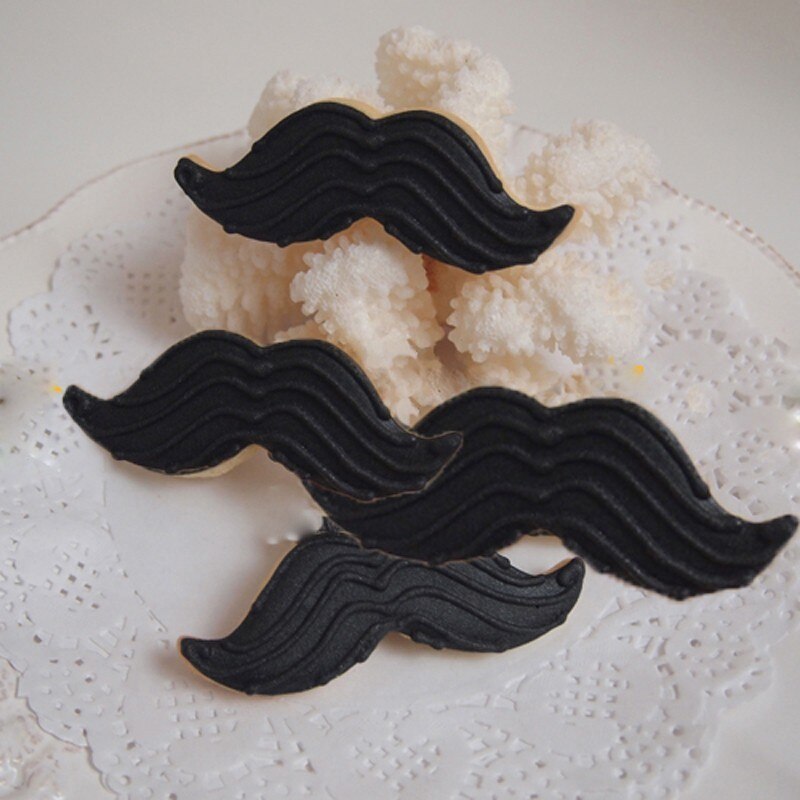 2PC Novelty Lovely Stainless Steel Cake Mould Beard Mustache shaped Cookie Cutt