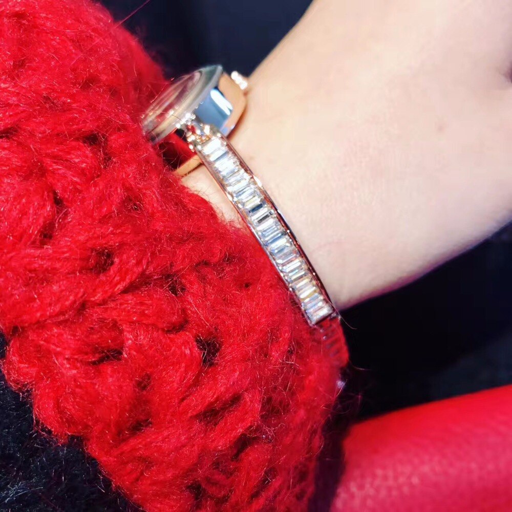 Délicat mignon filles mince Bracelet montres Blingbling cristaux femmes robe d'été Montre-Bracelet Quartz Relogios Montre Femme W111