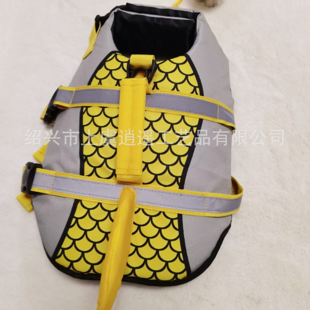 Gilet de sauvetage pour chien requin, flottabilité améliorée, vêtements de natation pour petits chiens, gilet de sécurité avec poignée pour chiens de taille moyenne et grande, surf: S / Violet
