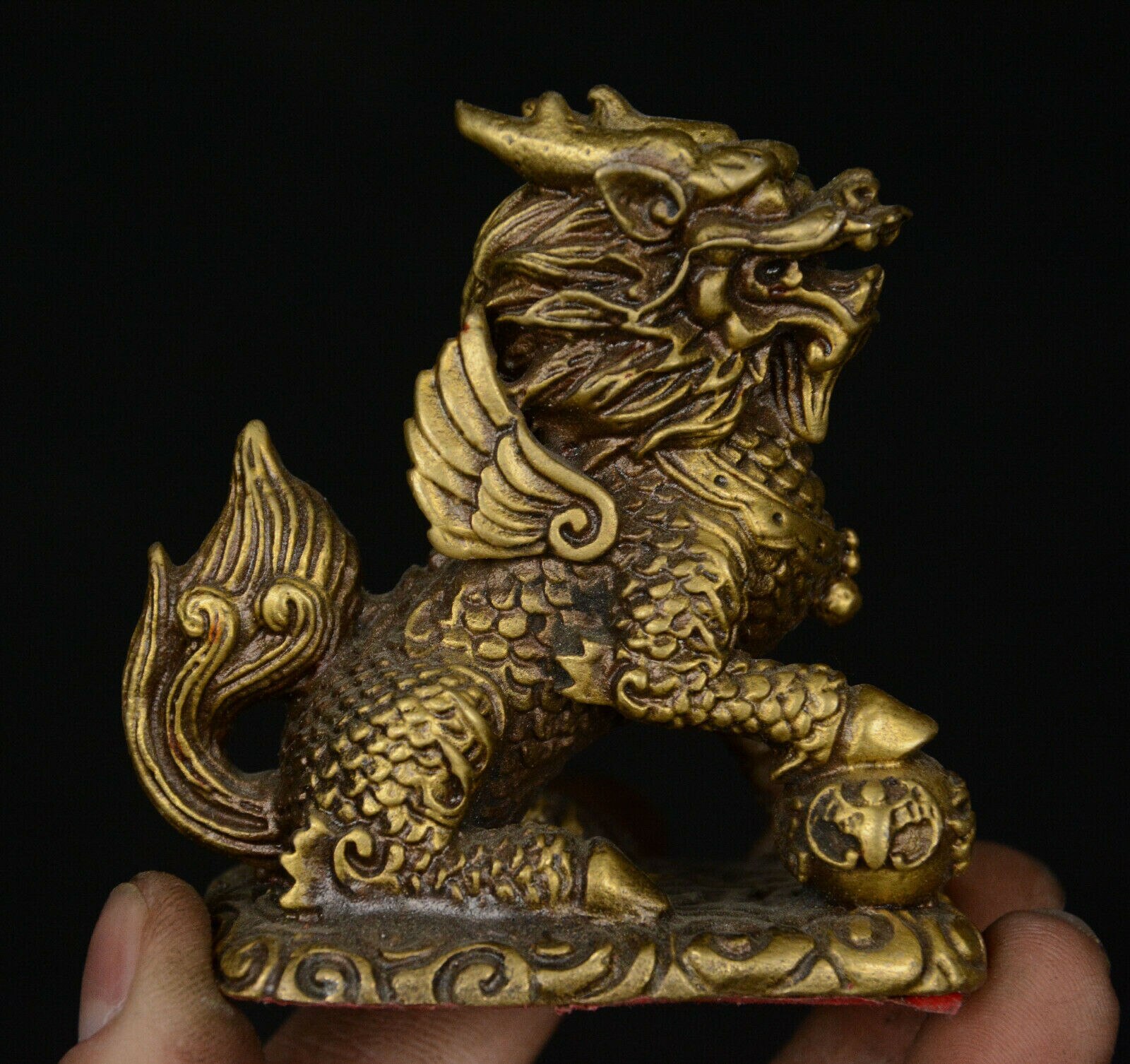 Chinese Koper Brons Feng Shui Animal Kylin Chi-Lin Qilin Beest Bal Vleermuis Standbeeld