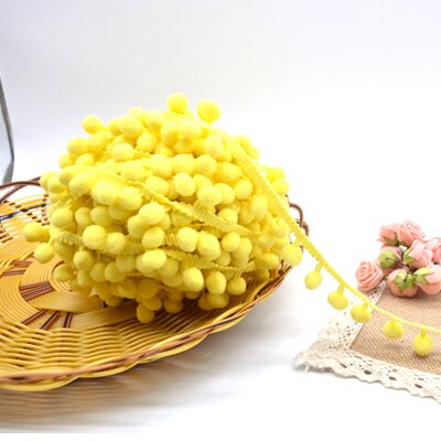 verkoop 5yd/lot 25mm breedte kleurrijke PP bal elastische kant lint kwastje trim naaien materiaal accessoires voor thuis decoratie: yellow 605