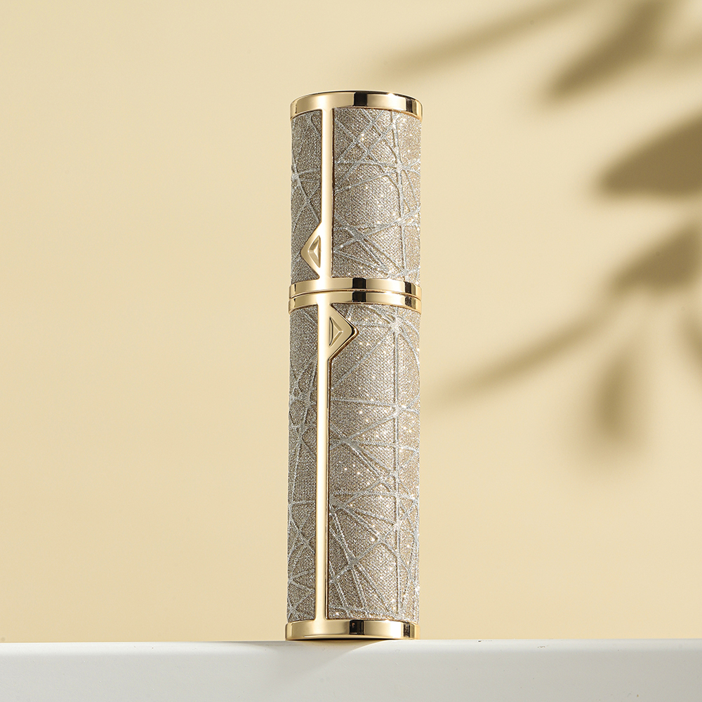 Atomizador de Perfume de cuero de 5ml, contenedores de cosméticos líquidos portátiles, Mini botellas rellenables de Perfume para viaje, pulverizador vacío: Transparente