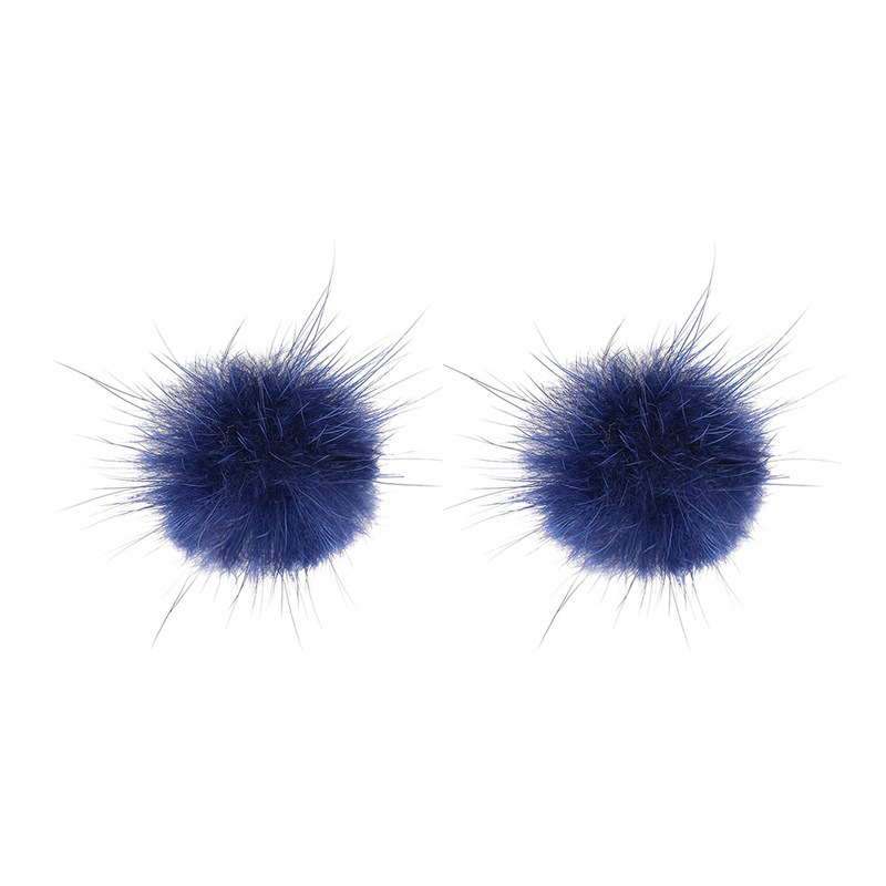 Pendientes de tuerca de bola de pompón de piel de visón suave para mujer, joyería de dulce coreana Furling, accesorios de para niñas: PLATEADO