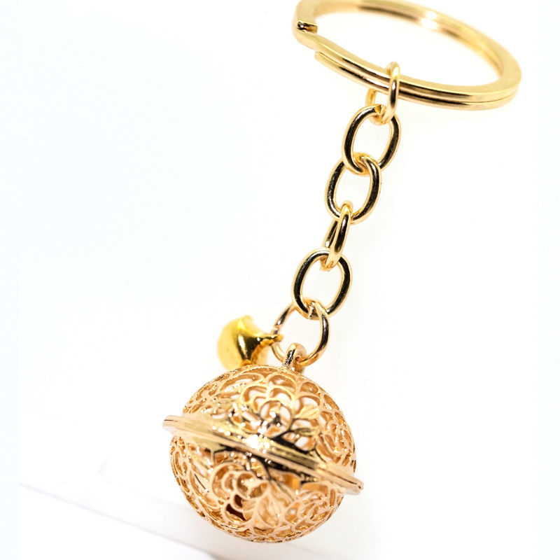 Creatieve Planeet Wind Gong Auto Sleutelhanger Bell Holle Gesneden Metalen Bell Opknoping Decoratie Sleutelhangers Voor Vrouwen: Goud