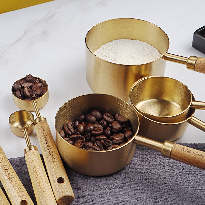 8PCS Kitchen Measuring Baking Tool Copper Plating Measuring Cup Wooden Handle Gold Measuring Cups Cake Sugar Measuring Spoon Set