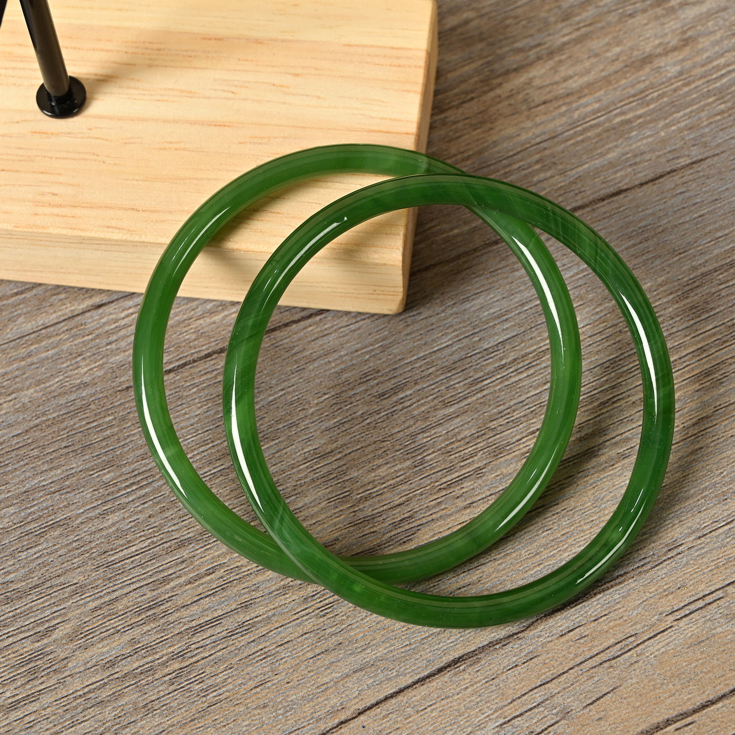 2Pcs/Set Glass Natural Jade Solid Color Jingle Bangles Retro Simple Bracelet Femme Women's Casual China Jewelry: 50-52mm / Light Yellow Gold Color