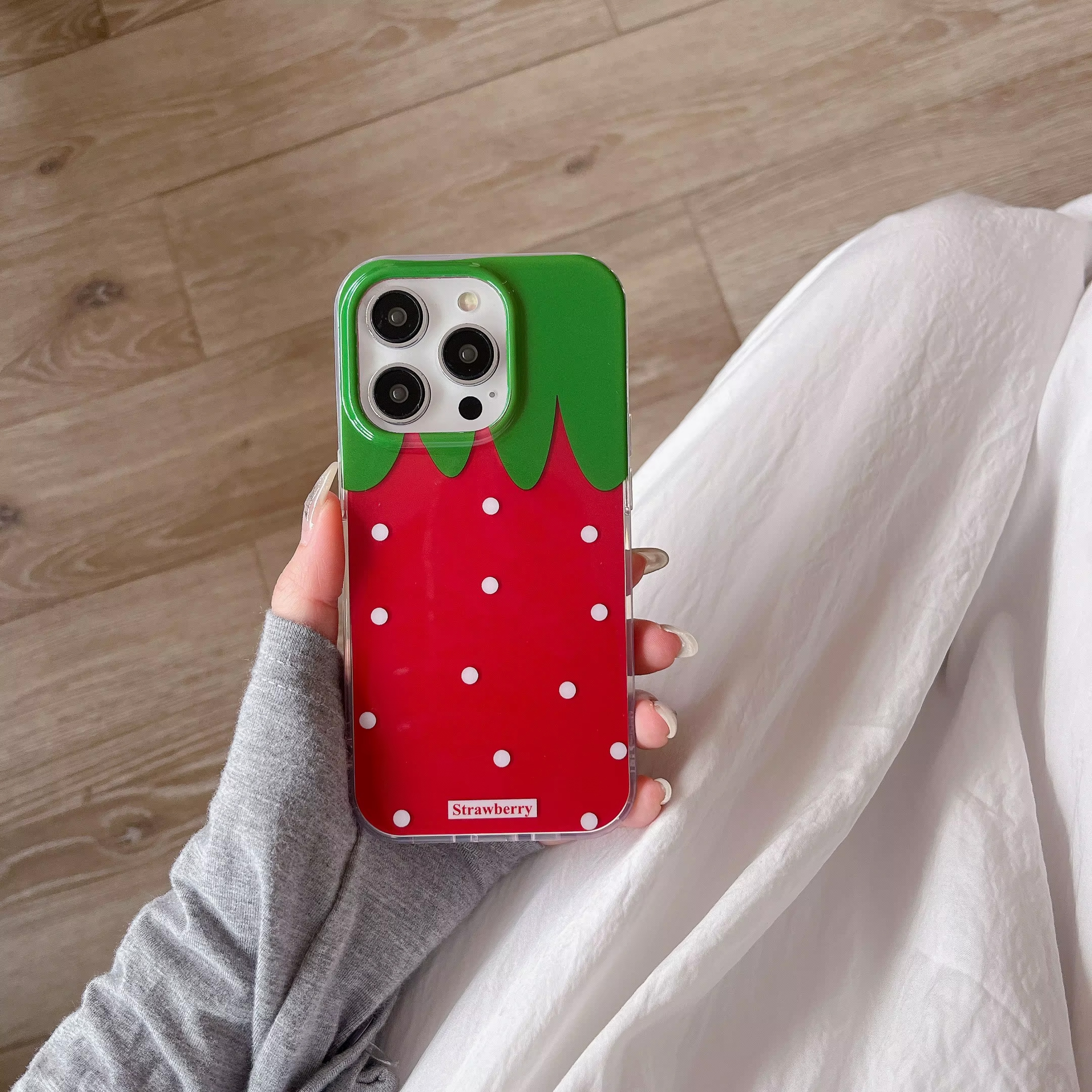 Funda de teléfono con de fresa roja y lunares blancos para iPhone 16 15 14 13 12 11 Pro XS Max 7 8 Plus MINI Y2K