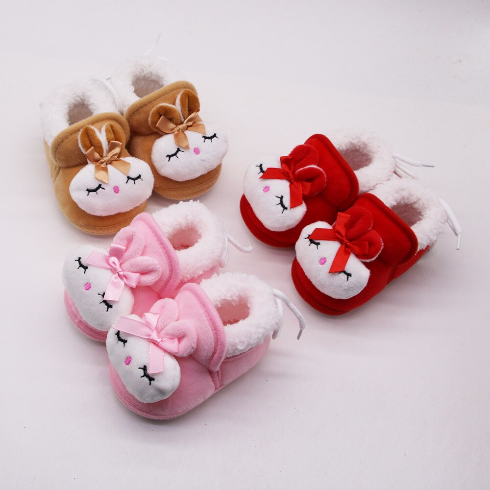 2020 nova Infantil Inverno Botas de Neve Sapatos De Bebê Anti-Slip Sole Bow-knot Inverno Quente Ata Acima As Sapatilhas faux Fur Berço Sapatos Vermelhos