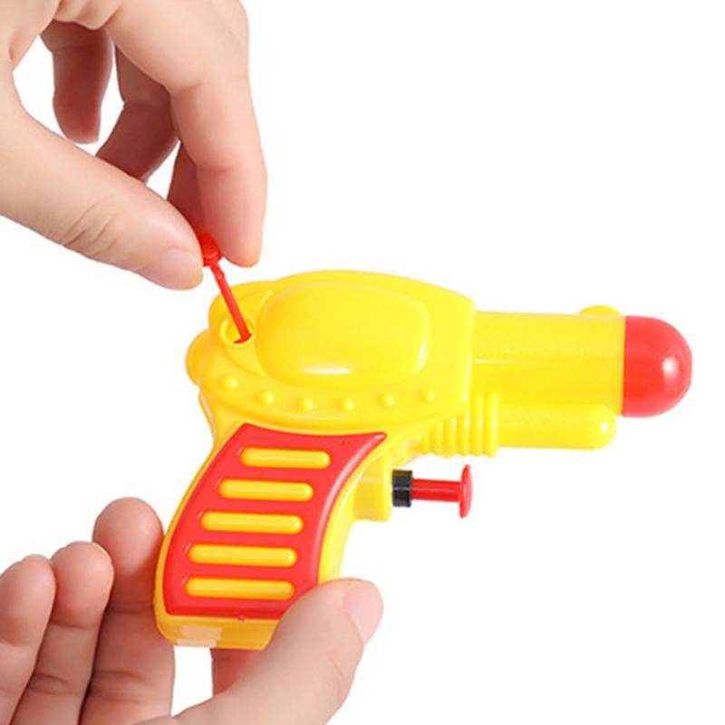 1 Pc Water Gun Toys Plastic Water Squirt Toy For Kids Watering Game Party Outdoor Beach Sand Toy (Random Color)