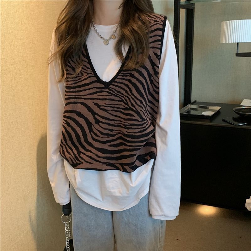 Stickad tröja väst dam höst koreansk stil vintage zebra randig v-ringad ärmlös tröja linne väst  t544: Brun