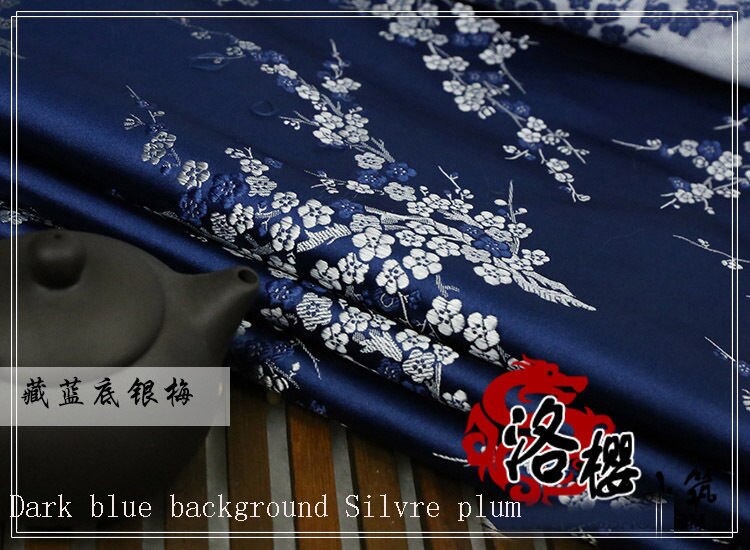 Tyk kinesisk damask kostume kjole kapper qipao tøj kimono satin blomme jacquard brokade stoffer: Sølv plue marineblå