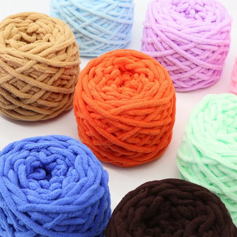QJH Chunky Blanket Knitting Yarn, Luxury Thick Polyester Jumbo Weaving Crochet Craft Yarns for Throw Blanket Pillows 100g/1Ball
