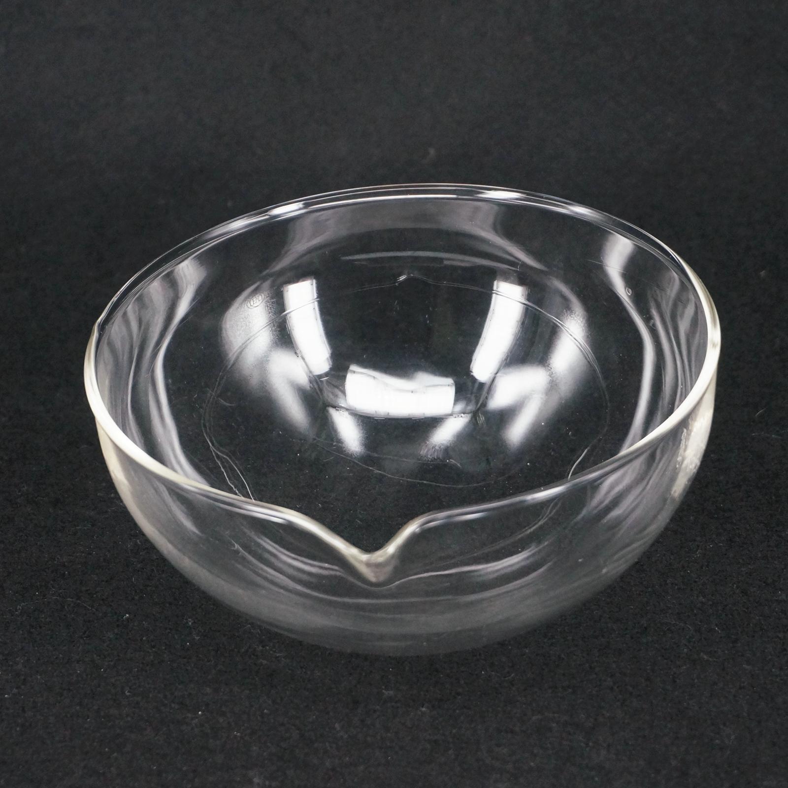 150mm Diameter Glass Evaporating dish Round bottom with spout For Chemistry Laboratory