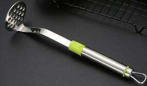 1PC 304 Stainless Steel Potato Pressure Mud Mashed Potato Pressed Masher For Sweet Fruit Family Hotel Restaurant Use OK 0949: green