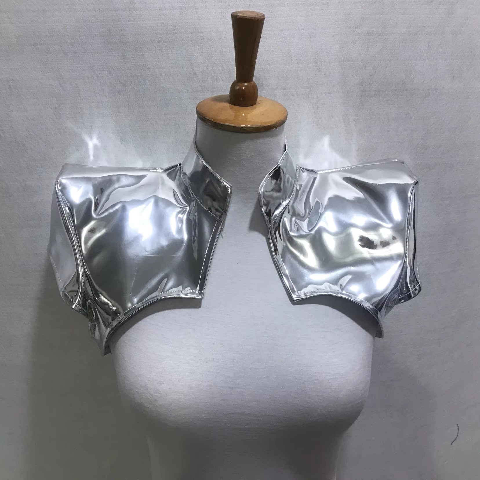 Schulter polster Rüstung Jazz Tanz Unisex Gold Silber Leder Weste männliche Frauen Tänzer Team Performance Kleidung Bar Bühnen zubehör: L / Black