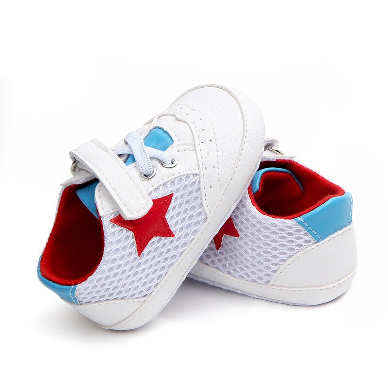 Criança menino mocassins couro do plutônio moda formadores hook-and-loop infantil tênis de bebê macio sola bebes berço sapatos para o presente cristão