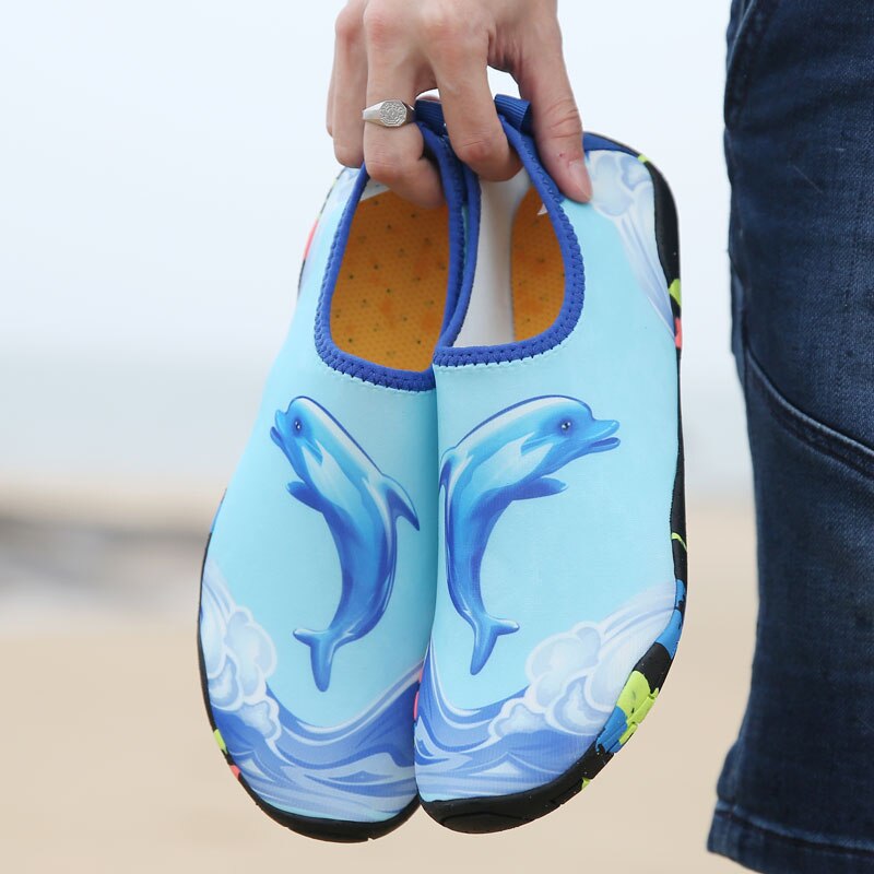 Chaussures de natation hommes plage eau chaussures de plein air chaussures de sport sandales Aqua chaussures tenis feminino esportivo léger sans lacet