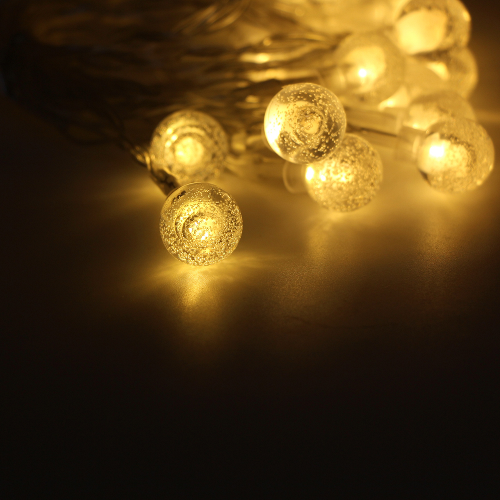 Cadena de luz navideña, bola LED, iluminación de cadena, lámpara USB, bombilla, cadena de luz impermeable, 8 modos, Control remoto, lámpara de boda y Navidad: changeable / 650 W