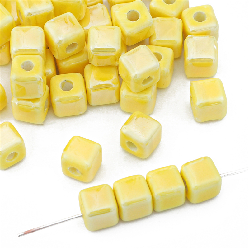 10 pçs cores da moda 6/8mm contas quadradas cubo contas de cerâmica diy 2mm buraco contas artesanais contas de porcelana para fazer jóias: Rosa quente