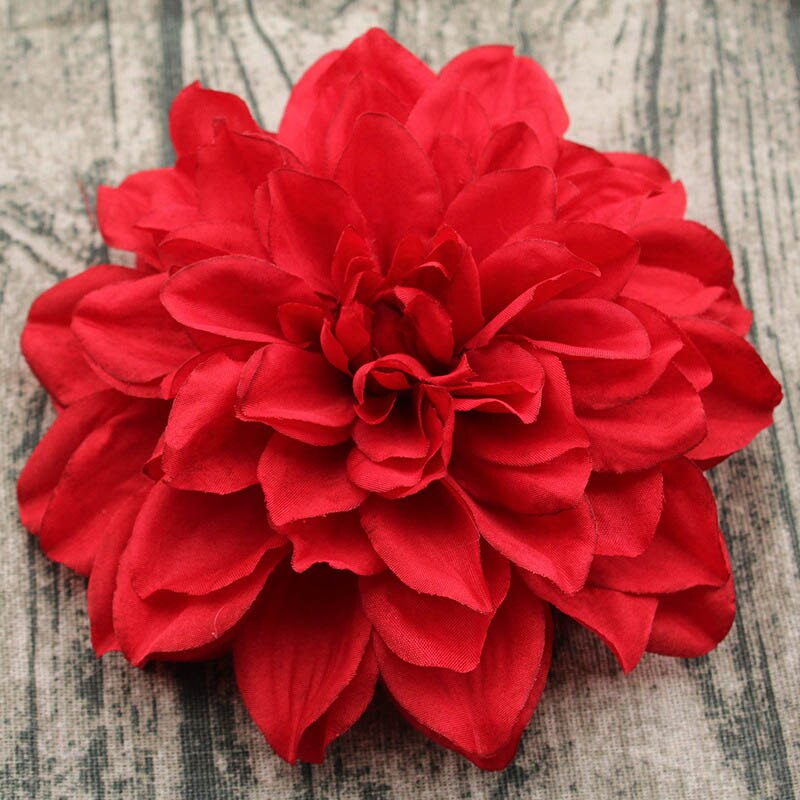 7 stk diameter 15cm høj kvalitet dahlia crepe kunstige blomster hoved bryllup boligindretning håndlavede diy silke blomster: Rød