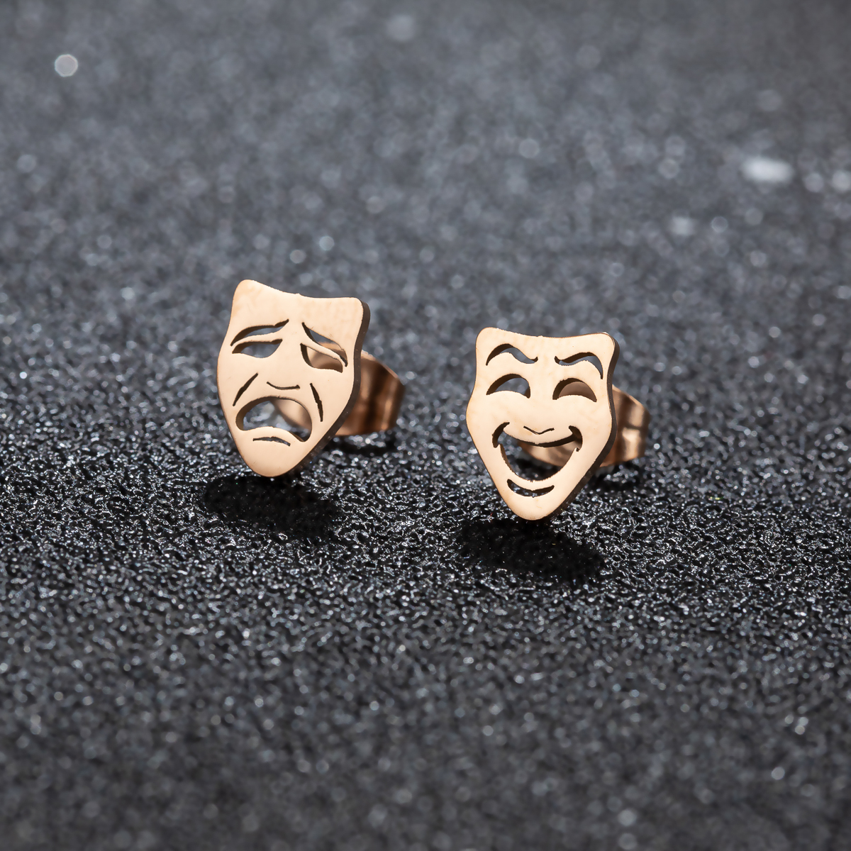 1 par de pendientes creativos y divertidos con máscara para hombres y mujeres, pendientes para parejas, de joyería para: COLOR ORO ROSADO