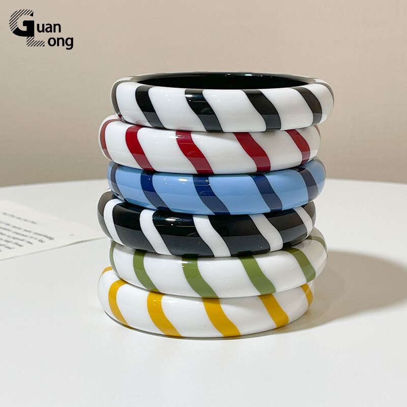 GongLong braccialetti colorati eleganti in acrilico per donna braccialetti geometrici alla moda braccialetti con ciondoli in resina gioielli semplici di moda