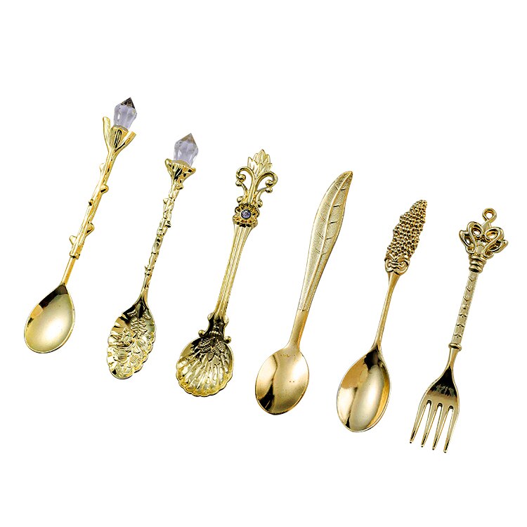 6Pcs Vintage Carved Retro Coffee Tea Spoons Set Mini Ice Cream Crystal Stirring Spoon Scoop Dessert Forks Mixing Sugar Spoon: Gold