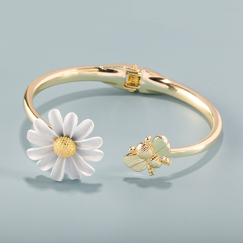 Japonés y bisutería coreana Daisy flor Stud pendientes para el de las mujeres pendientes pulseras anillos collar conjunto de joyas: bracelet