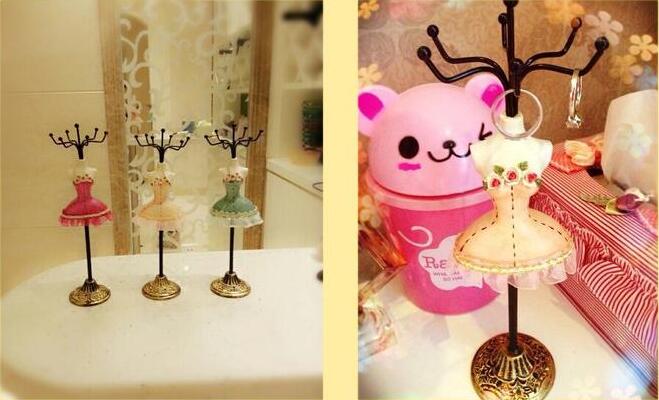 Grøn 25*6cm blondekjole prinsesse pailletter kjole mannequin øreringe halskæde stativ display holder ring opbevaring smykker rack 1pc c549