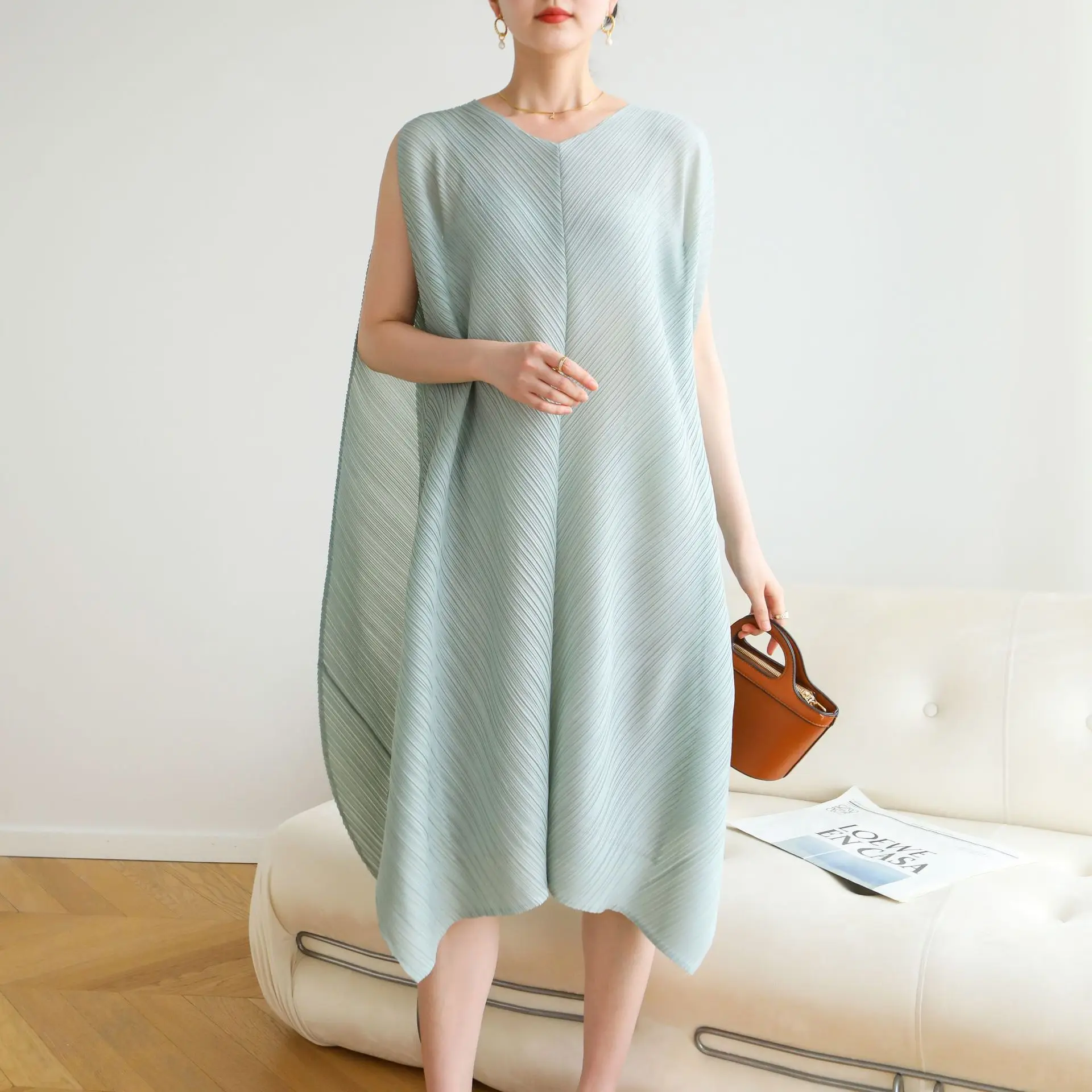 2025 Sommer Miyake Plissee Kleid Japanische Plus Größe Nische Lässig Stil verlieren Beiläufige Kleider Frauen Kleidung: Blau