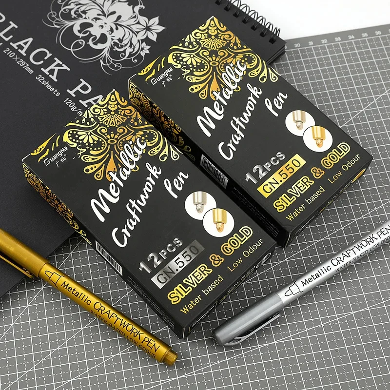 3/6 stuks metallic penseelmarkers in goud- en zilverkleur, permanente markers voor manga-knutselwerkjes en schoolbenodigdheden.