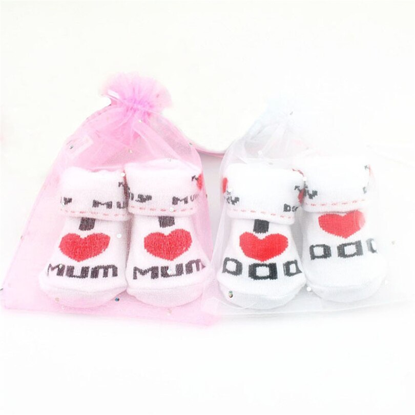 Neugeborene Winter Warme Socken Kleinkind Baby Mädchen Jungen Liebevolles Herz Papa Mutter knapp Gedruckt Weiche rutschfeste Boden Socken 0-6M A20