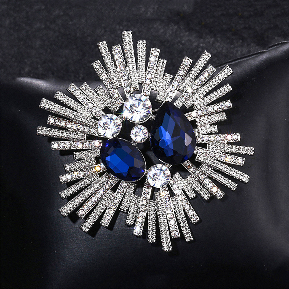 Nuevos broches brillantes de flores de sol para mujer, broche de lujo con perlas grandes y diamantes de imitación, alfileres, joyería, accesorios para traje, de boda: Chapado en platino