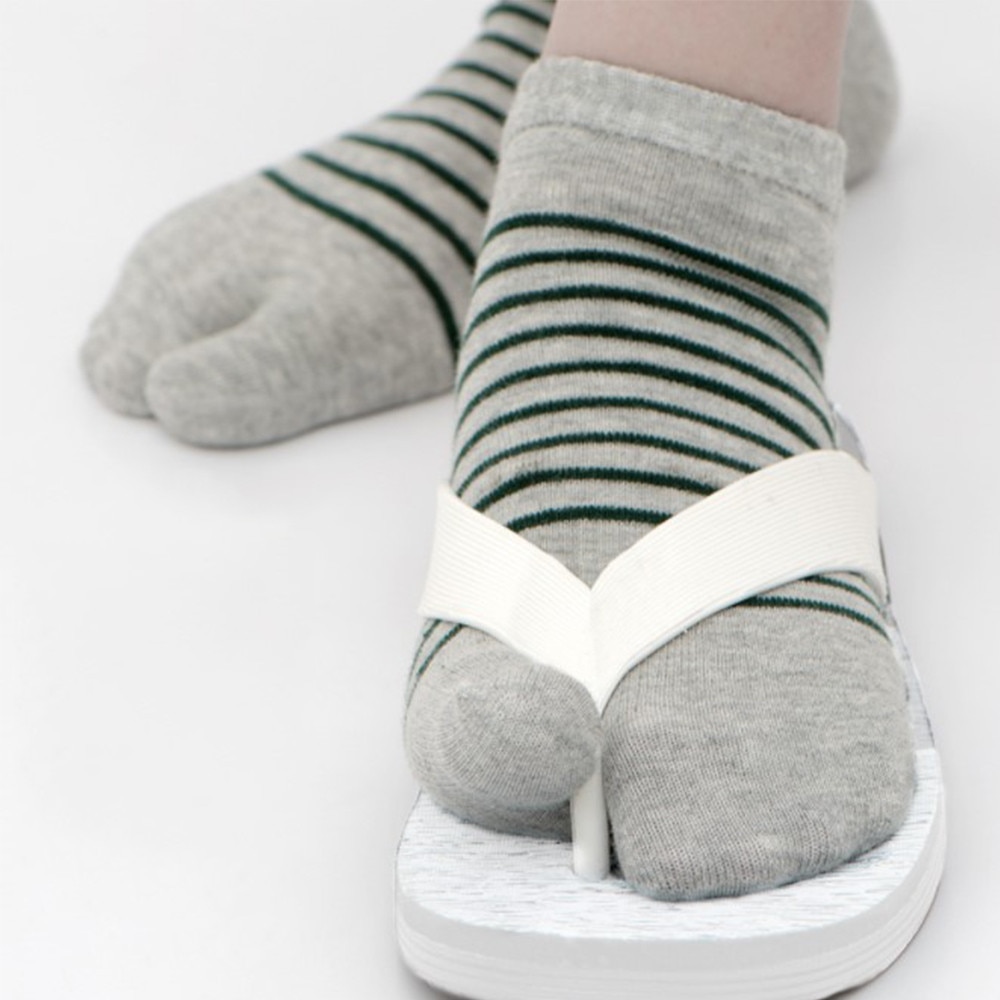 Japanese Kimono Flip Flop Sandal Split Toe Tabi Ninja Geta Socks Men Women Stripe Split 2 Toe Tabi Foot Finger Cotton Socks