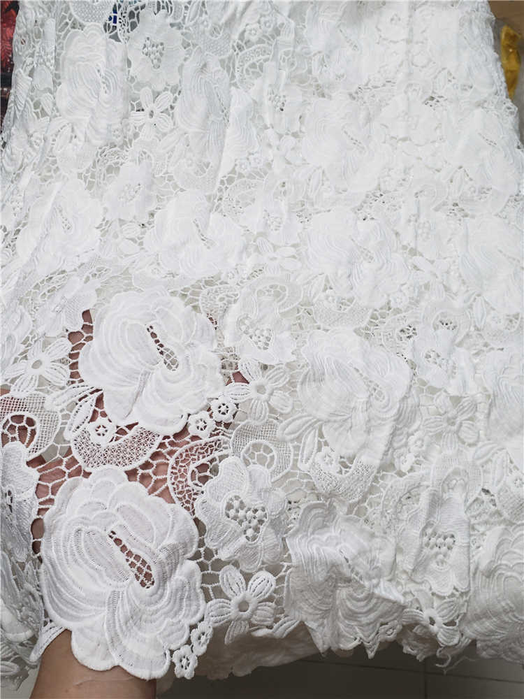 Tela de encaje de guipur blanco puro, suave, amigable con la piel, cordón bordado africano, Nigeriano para vestido de , NN821-x: popular design1.6kg