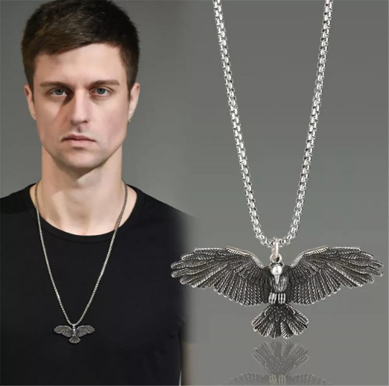 Simple Compact and Exquisite Animal Crow Raven Eagle Pendant Necklaces for Men Punk Jewelry