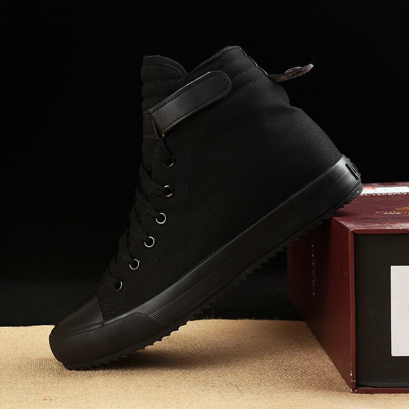High top sneakers dam skor platta kvinnor fritidsskor coola dam sneakers svarta vita sneakers plus size 42 a797