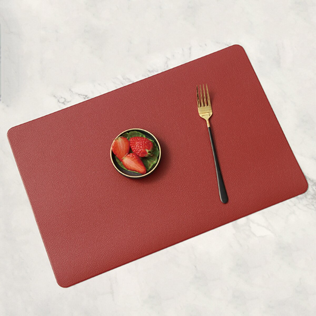 Placemat Leather Table Mats Heat Resistant Wipeable Waterproof Washable Kitchen Dining Patio Table Placemats Outdoor 30x45cm: Red