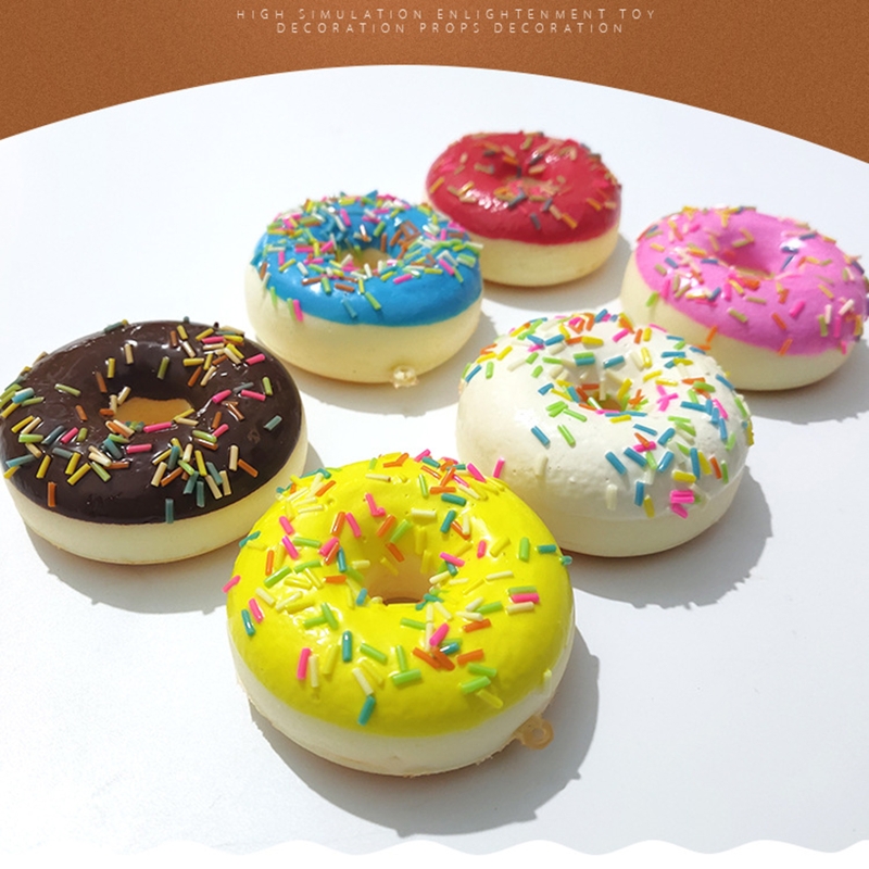6.2cm künstliche Mini-donuts, squishy-spielzeug, modelllebensmittel, schokoladenkuchenrolle, fotodekorationsrequisiten